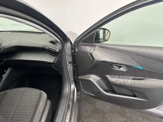 PEUGEOT 208 BUSINESS R II - voiture d'occasion - Photo 20