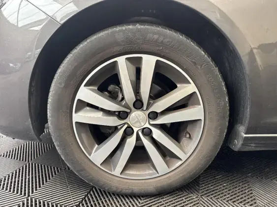 PEUGEOT 308 II - voiture d'occasion - Photo 21