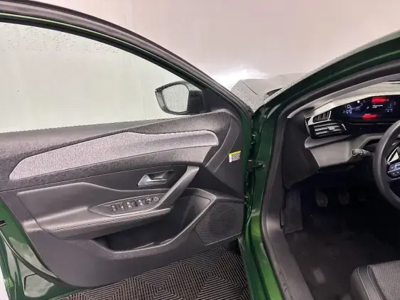 PEUGEOT 308 III - voiture d'occasion - Photo 18