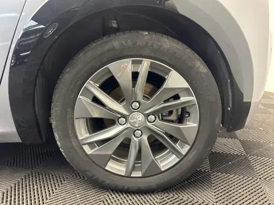 PEUGEOT 208 ELECTRIQUE II - voiture d'occasion - Photo 22