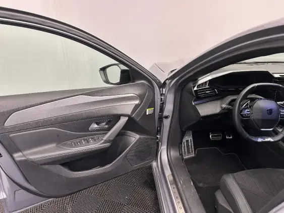 PEUGEOT 308 ELECTRIQUE III - voiture d'occasion - Photo 18