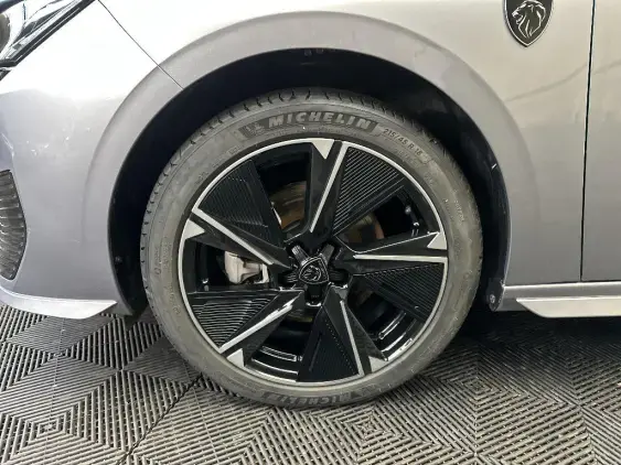 PEUGEOT 308 ELECTRIQUE III - voiture d'occasion - Photo 22