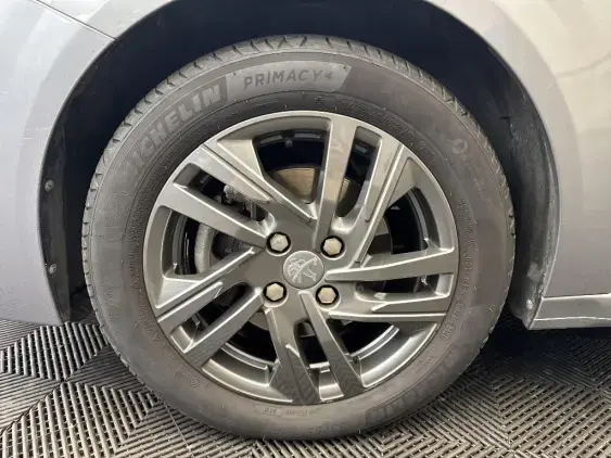 PEUGEOT 208 II - voiture d'occasion - Photo 22