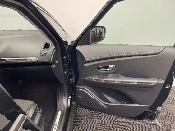 RENAULT SCENIC IV - voiture d'occasion - Photo 19