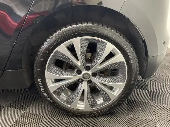 RENAULT SCENIC IV - voiture d'occasion - Photo 23