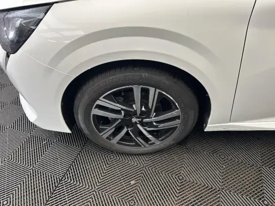 PEUGEOT 208 BUSINESS R II - voiture d'occasion - Photo 19