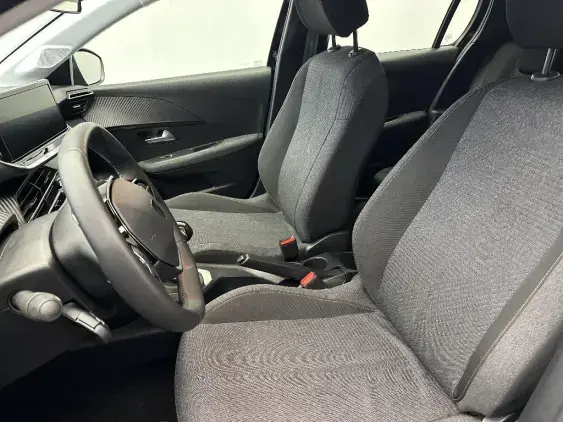 PEUGEOT 208 II - voiture d'occasion - Photo 17