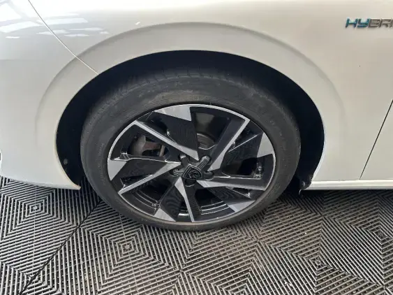 PEUGEOT 308 SW III - voiture d'occasion - Photo 20