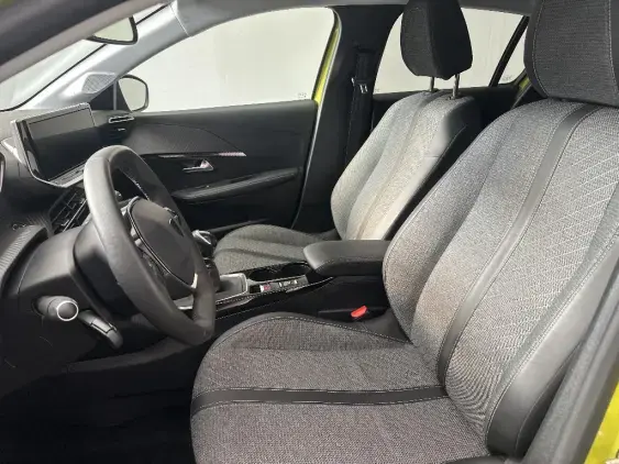 PEUGEOT 208 II - voiture d'occasion - Photo 17