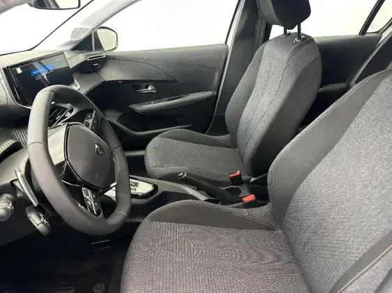 PEUGEOT 208 II - voiture d'occasion - Photo 18