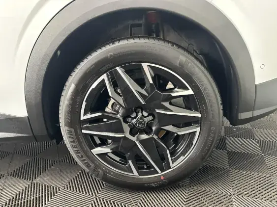 PEUGEOT 3008 III - voiture d'occasion - Photo 23