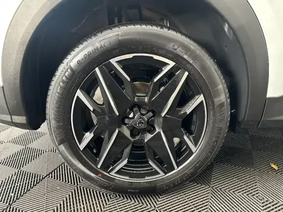 PEUGEOT 3008 III - voiture d'occasion - Photo 24