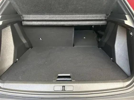 PEUGEOT 2008 II - voiture d'occasion - Photo 16