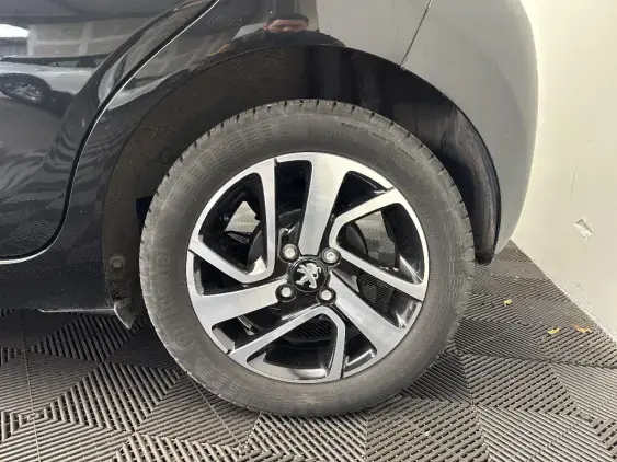 PEUGEOT 108 - voiture d'occasion - Photo 22