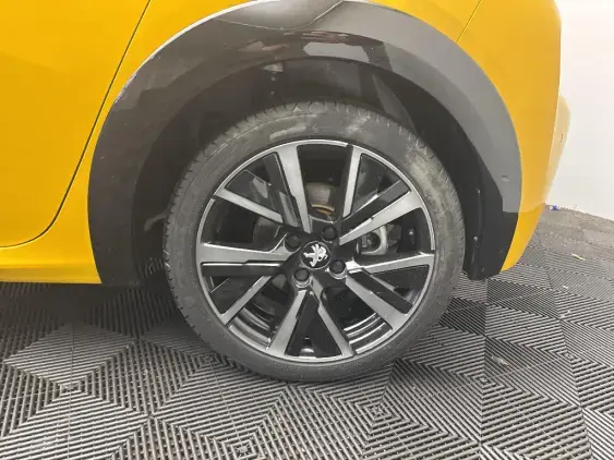 PEUGEOT 208 ELECTRIQUE II - voiture d'occasion - Photo 23