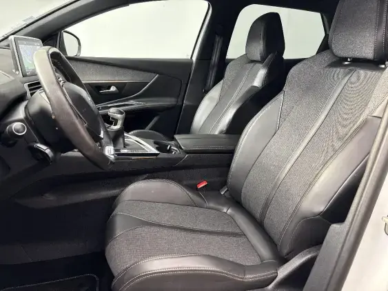 PEUGEOT 3008 II - voiture d'occasion - Photo 18