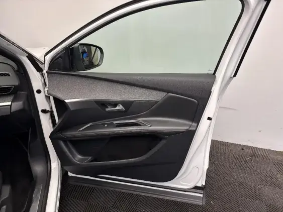 PEUGEOT 3008 II - voiture d'occasion - Photo 20