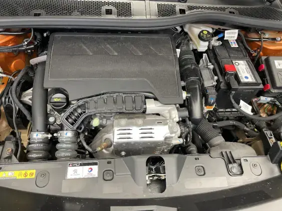 PEUGEOT 2008 II - voiture d'occasion - Photo 20