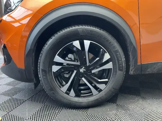 PEUGEOT 2008 II - voiture d'occasion - Photo 22