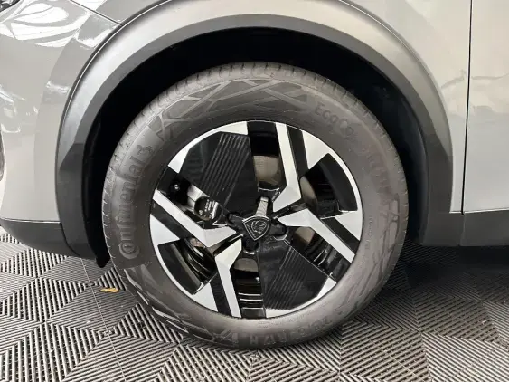 PEUGEOT 2008 II - voiture d'occasion - Photo 22