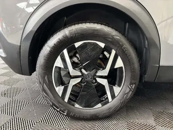 PEUGEOT 2008 II - voiture d'occasion - Photo 24