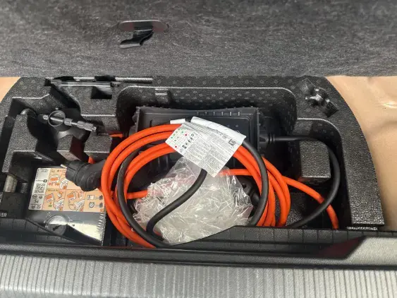 PEUGEOT 2008 ELECTRIQUE II - voiture d'occasion - Photo 17