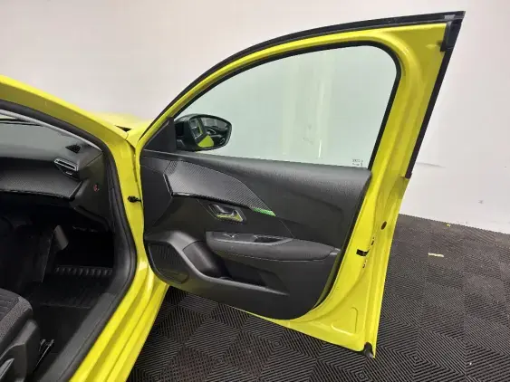 PEUGEOT 208 II - voiture d'occasion - Photo 18