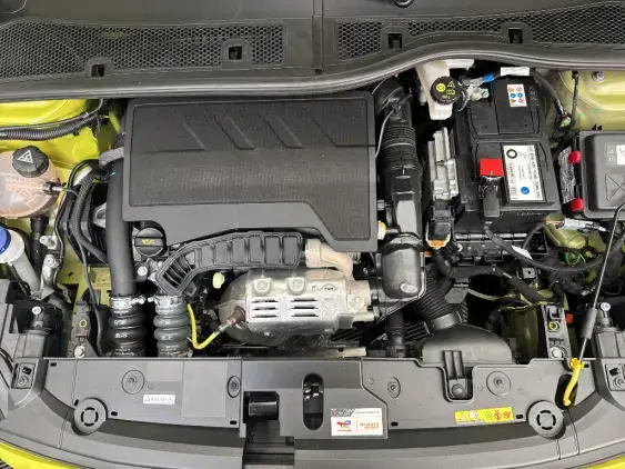 PEUGEOT 208 II - voiture d'occasion - Photo 19