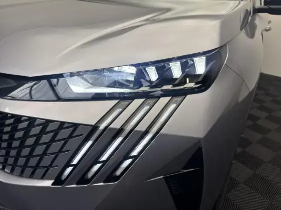 PEUGEOT 3008 III - voiture d'occasion - Photo 21