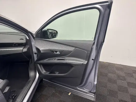 PEUGEOT 3008 II - voiture d'occasion - Photo 20