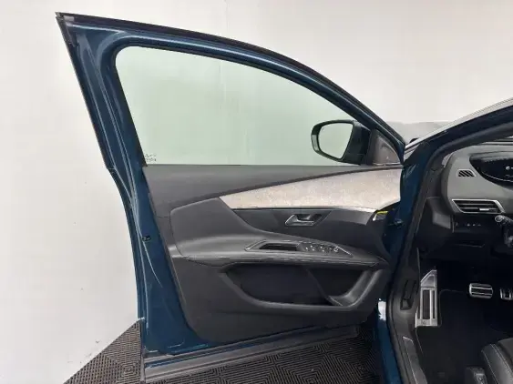 PEUGEOT 3008 II - voiture d'occasion - Photo 19