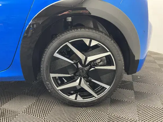 PEUGEOT 208 II - voiture d'occasion - Photo 23