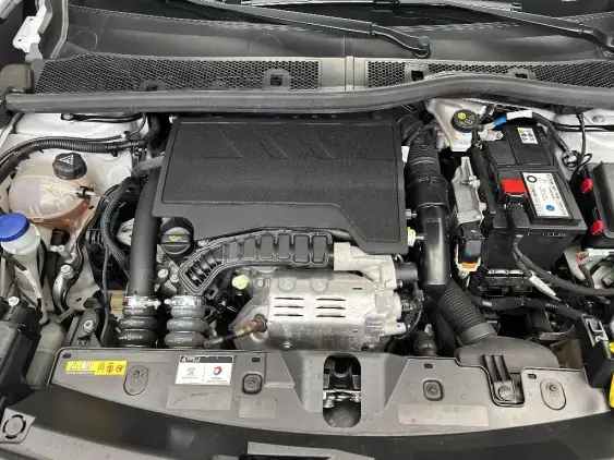 PEUGEOT 2008 II - voiture d'occasion - Photo 18