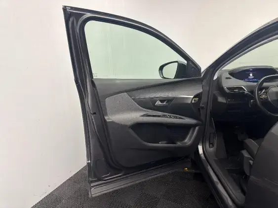 PEUGEOT 5008 II - voiture d'occasion - Photo 18