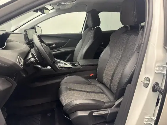 PEUGEOT 3008 II - voiture d'occasion - Photo 18