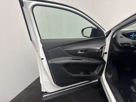 PEUGEOT 3008 II - voiture d'occasion - Photo 19