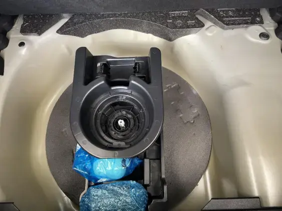 PEUGEOT 208 II - voiture d'occasion - Photo 17