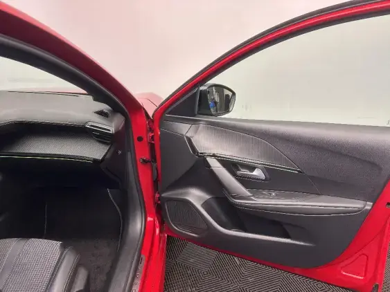 PEUGEOT 208 BUSINESS R II - voiture d'occasion - Photo 20