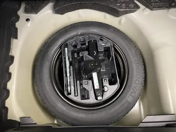 PEUGEOT 208 II - voiture d'occasion - Photo 16