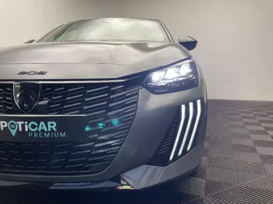 PEUGEOT 208 II - voiture d'occasion - Photo 21