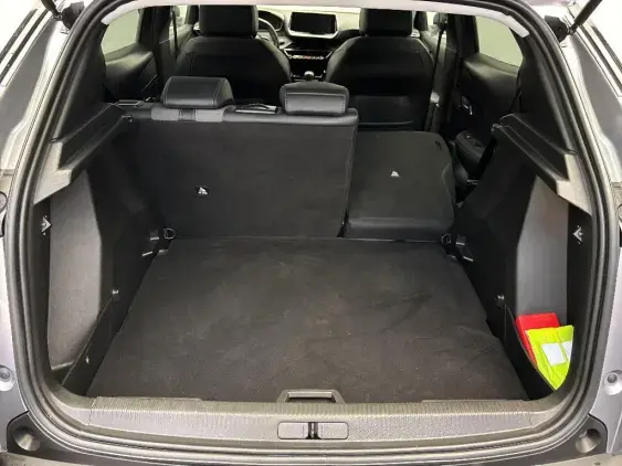 PEUGEOT 2008 II - voiture d'occasion - Photo 16