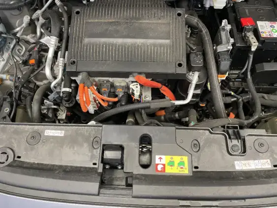 PEUGEOT 208 ELECTRIQUE II - voiture d'occasion - Photo 19