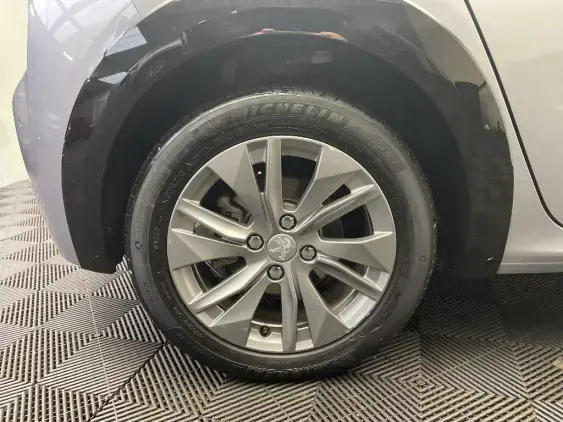 PEUGEOT 208 ELECTRIQUE II - voiture d'occasion - Photo 23