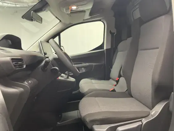 PEUGEOT PARTNER III - voiture d'occasion - Photo 14