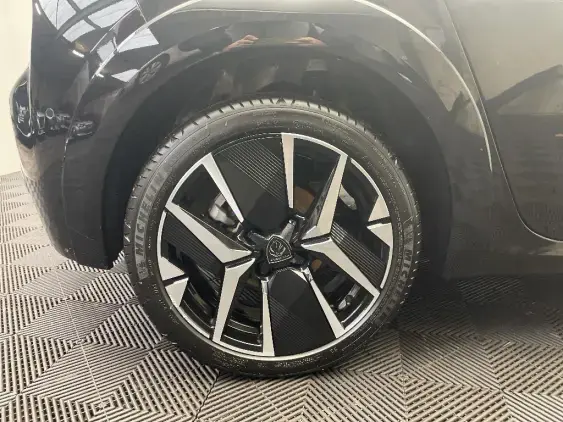 PEUGEOT 208 II - voiture d'occasion - Photo 24