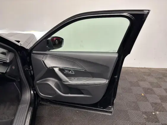 PEUGEOT 2008 ELECTRIQUE II - voiture d'occasion - Photo 19