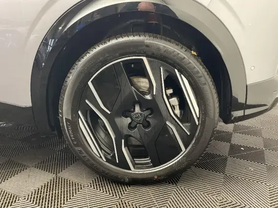 PEUGEOT 3008 ELECTRIQUE III - voiture d'occasion - Photo 23