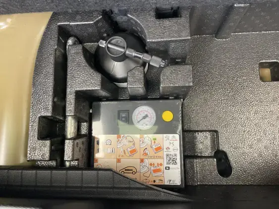 PEUGEOT 2008 ELECTRIQUE II - voiture d'occasion - Photo 17