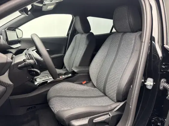 PEUGEOT 2008 II - voiture d'occasion - Photo 16