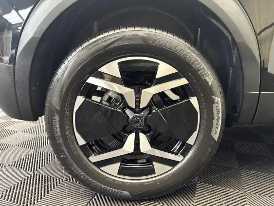 PEUGEOT 2008 II - voiture d'occasion - Photo 23